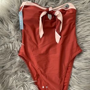 One piece bathing suit